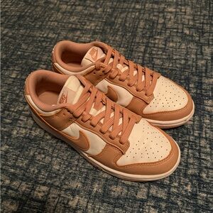 Nike Dunk Low Rose Whisper